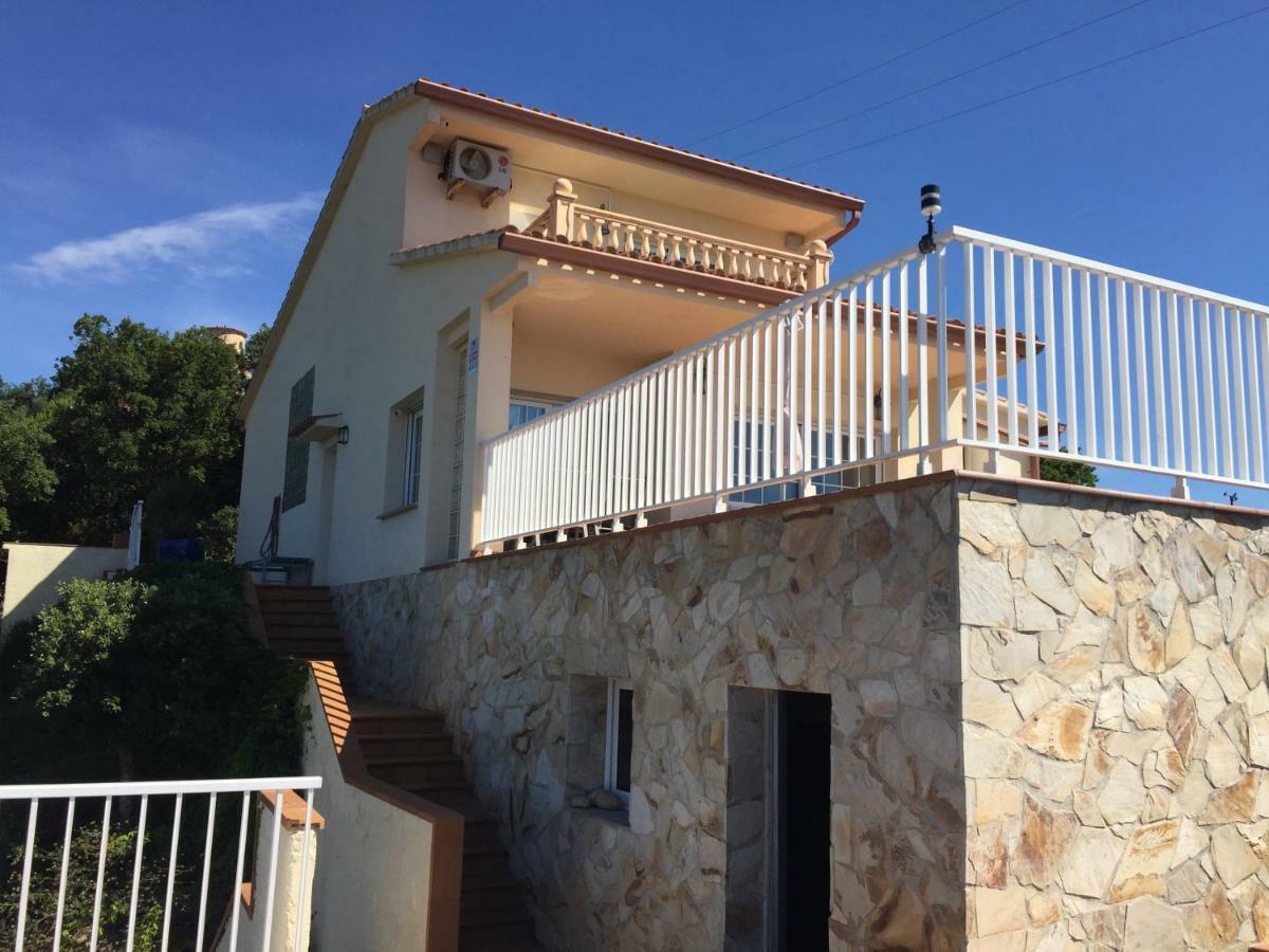 Villa Gardenia Mit Pool Und Traumhaftem Meerblick Санта Кристина д'Аро Екстериор снимка